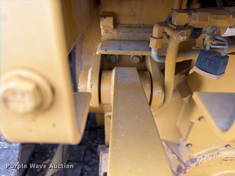 image for item ED5199 2015 Caterpillar D6T XL dozer