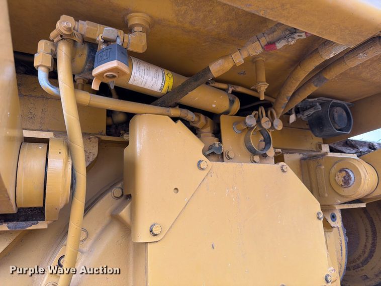 image for item ED5199 2015 Caterpillar D6T XL dozer