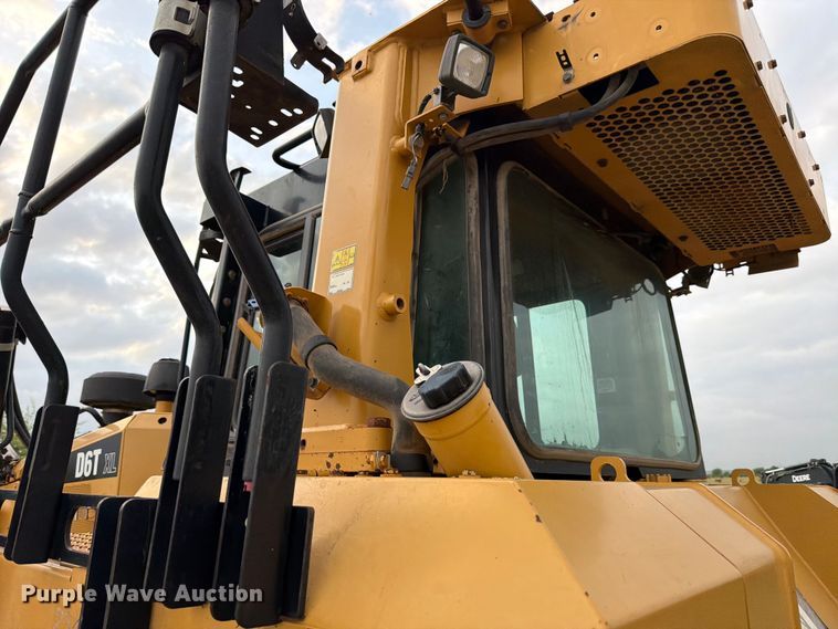 image for item ED5199 2015 Caterpillar D6T XL dozer