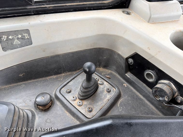 image for item ED5199 2015 Caterpillar D6T XL dozer