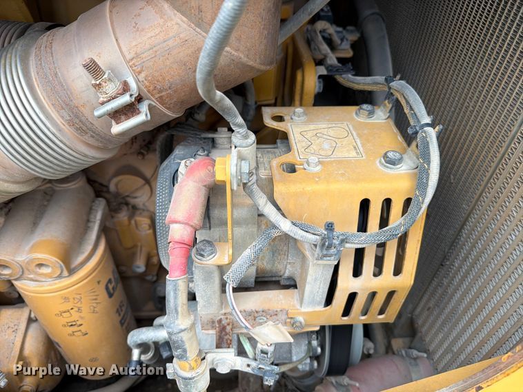 image for item ED5199 2015 Caterpillar D6T XL dozer