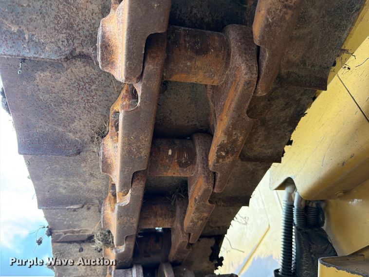 image for item ED5199 2015 Caterpillar D6T XL dozer