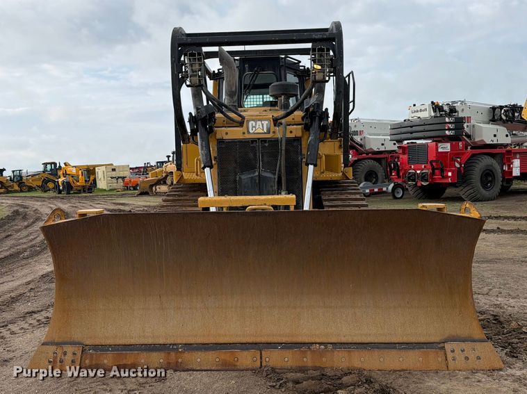 image for item ED5200 2014 Caterpillar D6T XL dozer