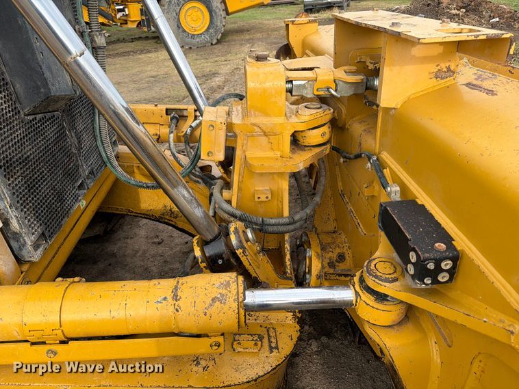 image for item ED5200 2014 Caterpillar D6T XL dozer