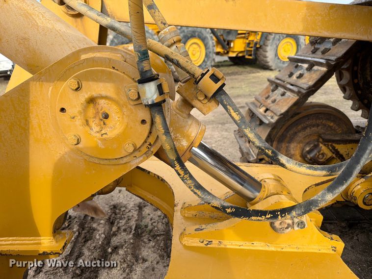 image for item ED5200 2014 Caterpillar D6T XL dozer
