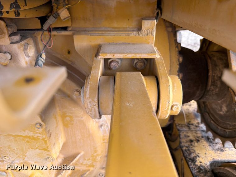 image for item ED5200 2014 Caterpillar D6T XL dozer