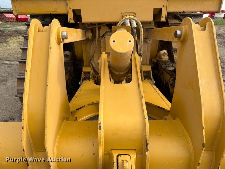 image for item ED5200 2014 Caterpillar D6T XL dozer