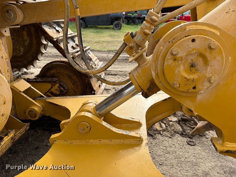 image for item ED5200 2014 Caterpillar D6T XL dozer