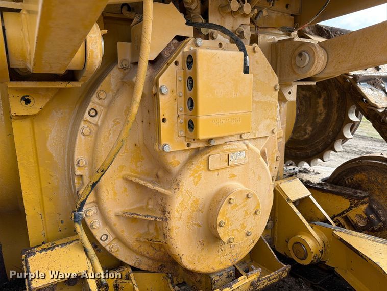 image for item ED5200 2014 Caterpillar D6T XL dozer