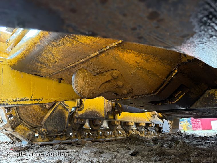 image for item ED5200 2014 Caterpillar D6T XL dozer