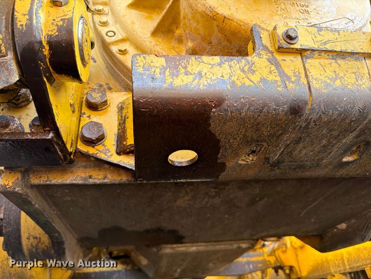 image for item ED5200 2014 Caterpillar D6T XL dozer