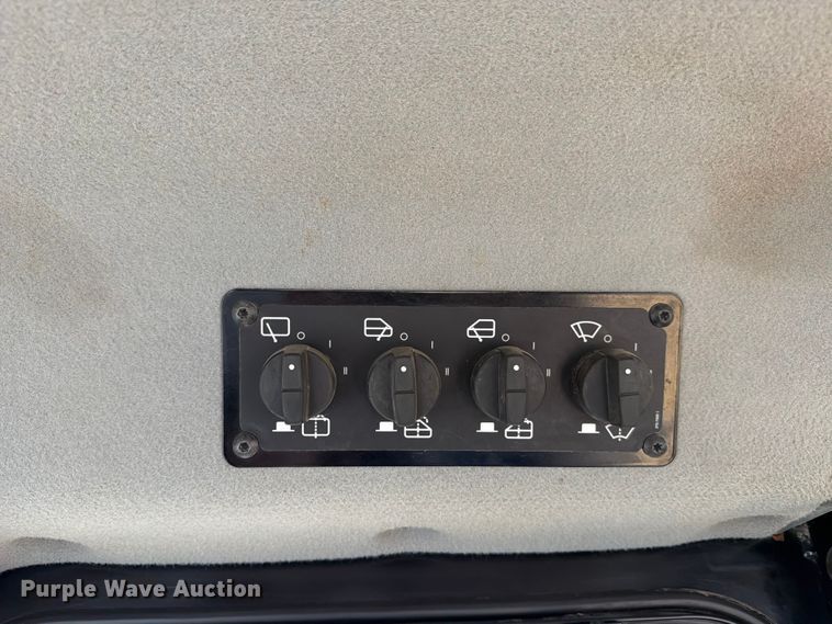 image for item ED5200 2014 Caterpillar D6T XL dozer