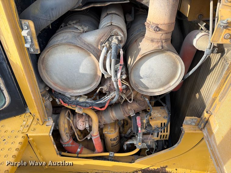 image for item ED5200 2014 Caterpillar D6T XL dozer