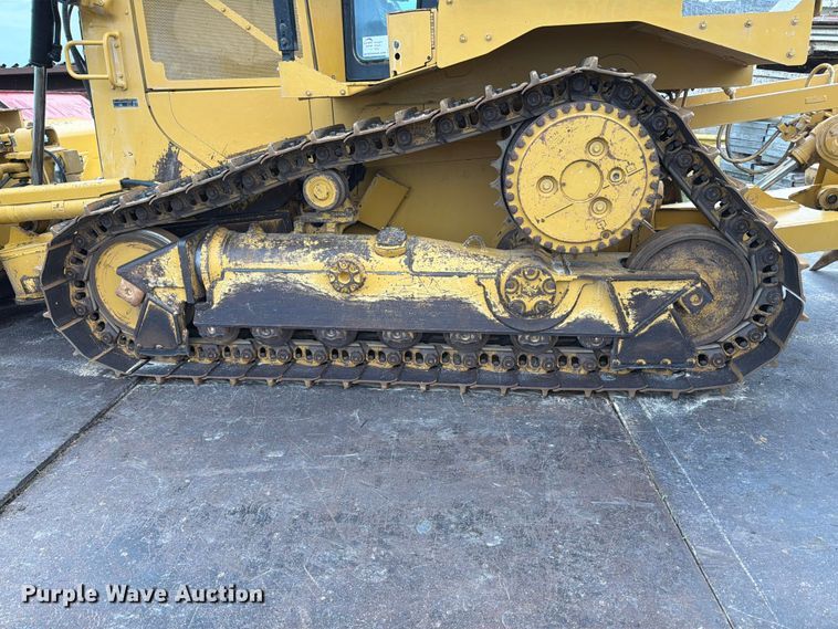 image for item ED5200 2014 Caterpillar D6T XL dozer