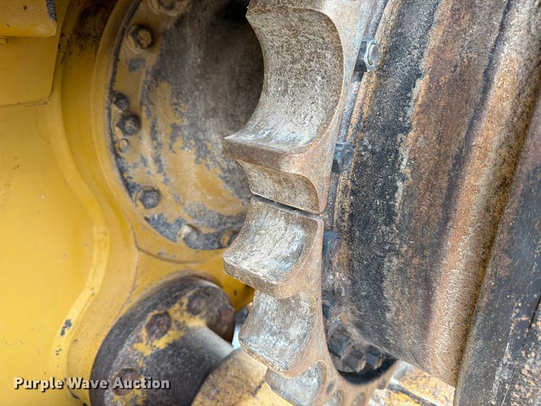 image for item ED5200 2014 Caterpillar D6T XL dozer