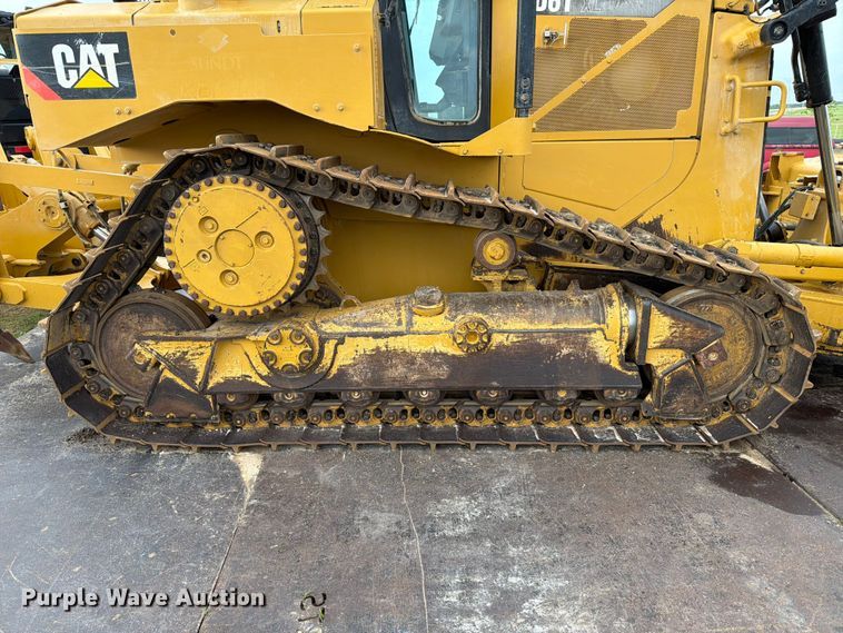 image for item ED5200 2014 Caterpillar D6T XL dozer