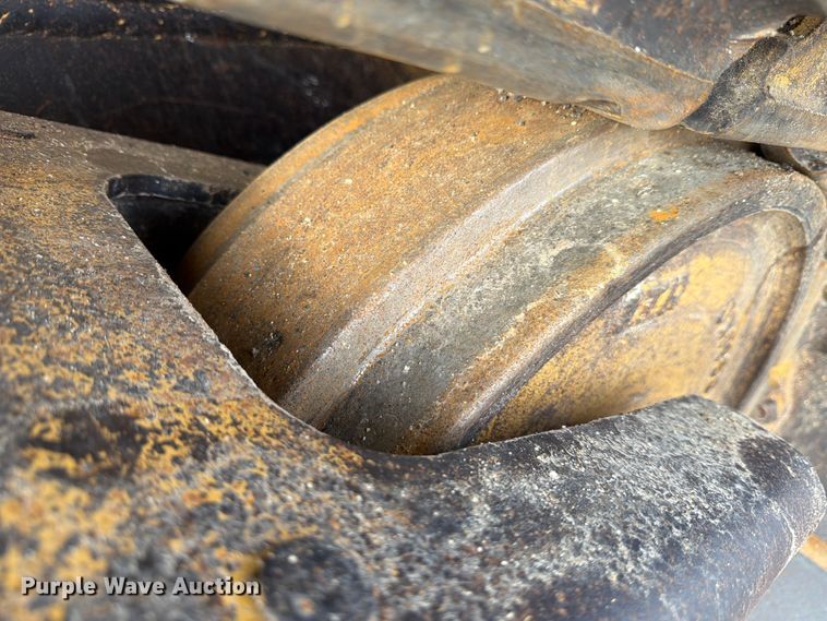 image for item ED5200 2014 Caterpillar D6T XL dozer