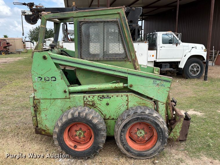 image for item ED5201 Mustang 1700 skid steer loader