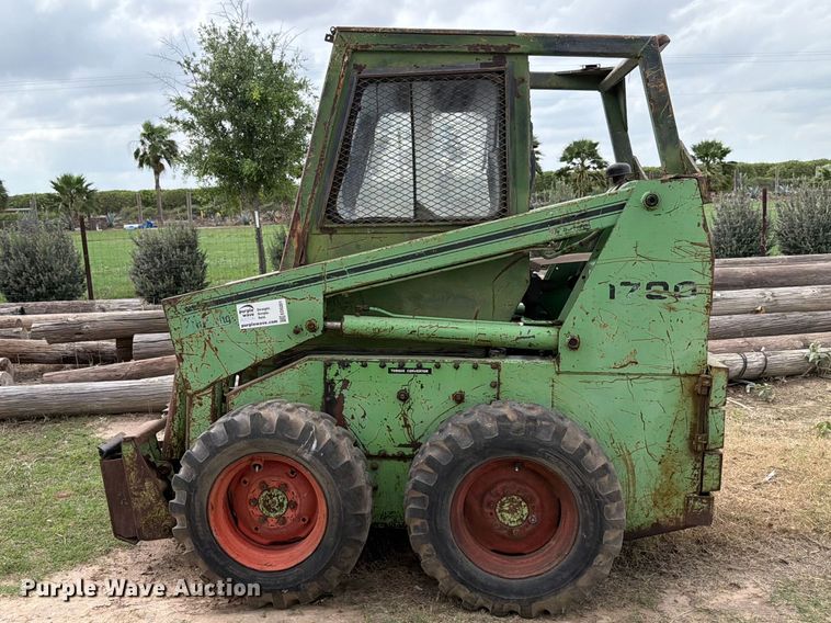 image for item ED5201 Mustang 1700 skid steer loader
