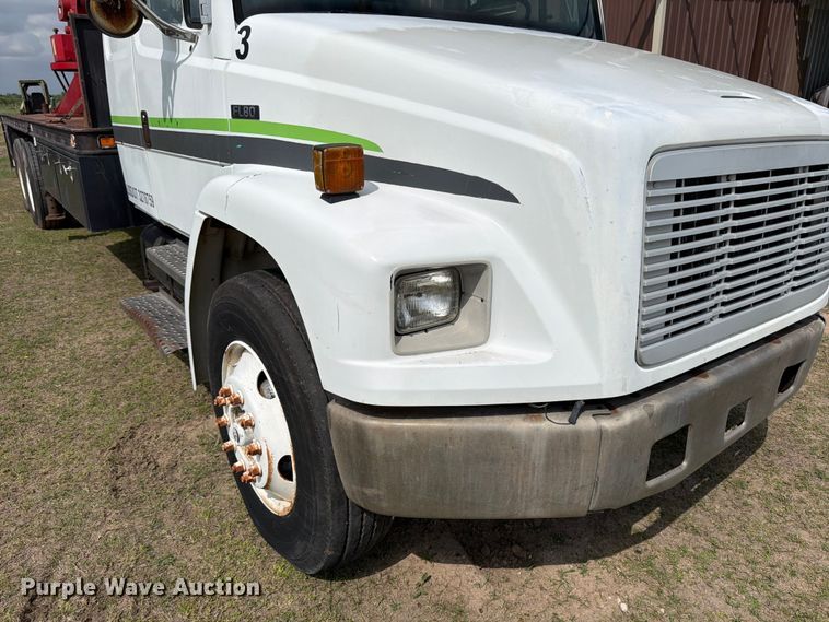 image for item ED5202 2002 Freightliner FL80 crane truck