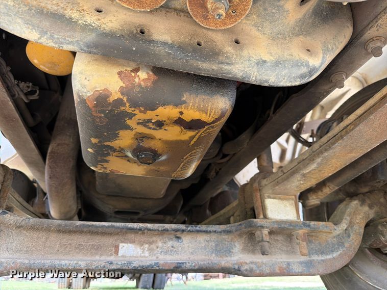 image for item ED5202 2002 Freightliner FL80 crane truck