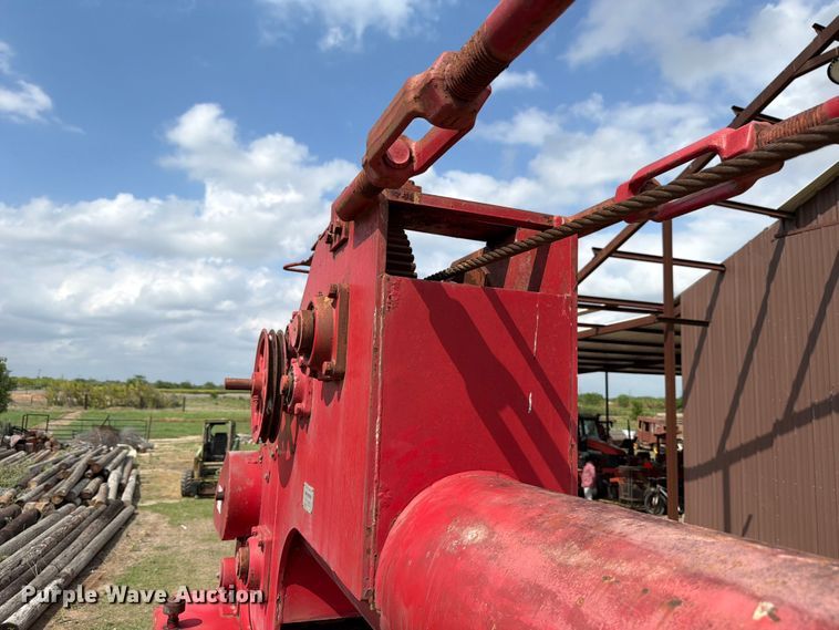 image for item ED5202 2002 Freightliner FL80 crane truck