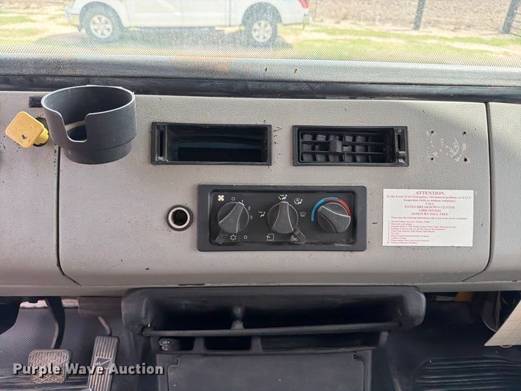 image for item ED5202 2002 Freightliner FL80 crane truck