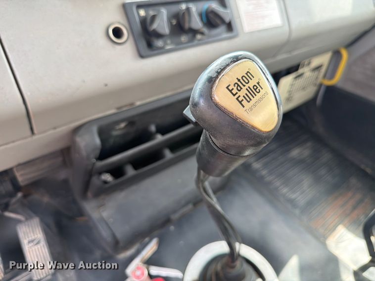 image for item ED5202 2002 Freightliner FL80 crane truck