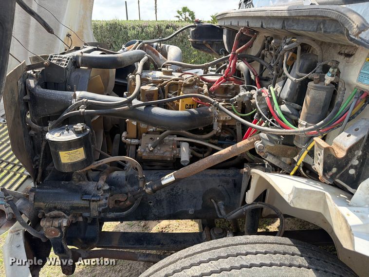 image for item ED5202 2002 Freightliner FL80 crane truck