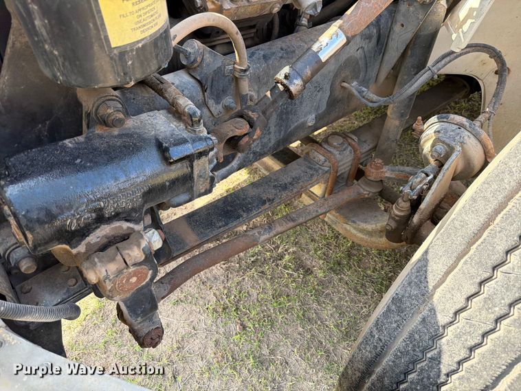 image for item ED5202 2002 Freightliner FL80 crane truck