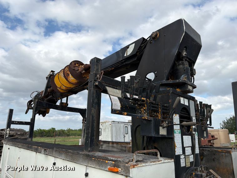 image for item ED5203 1996 Ford F800 digger derrick truck