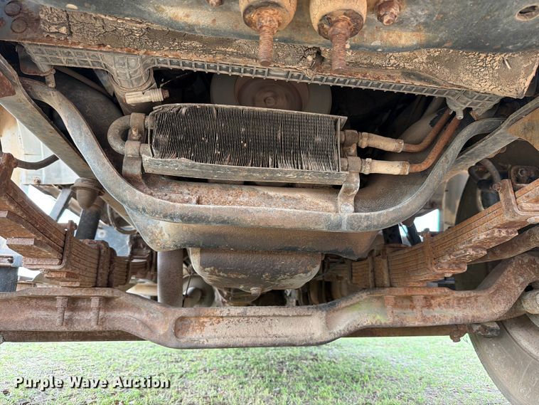 image for item ED5203 1996 Ford F800 digger derrick truck