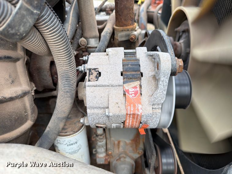 image for item ED5203 1996 Ford F800 digger derrick truck