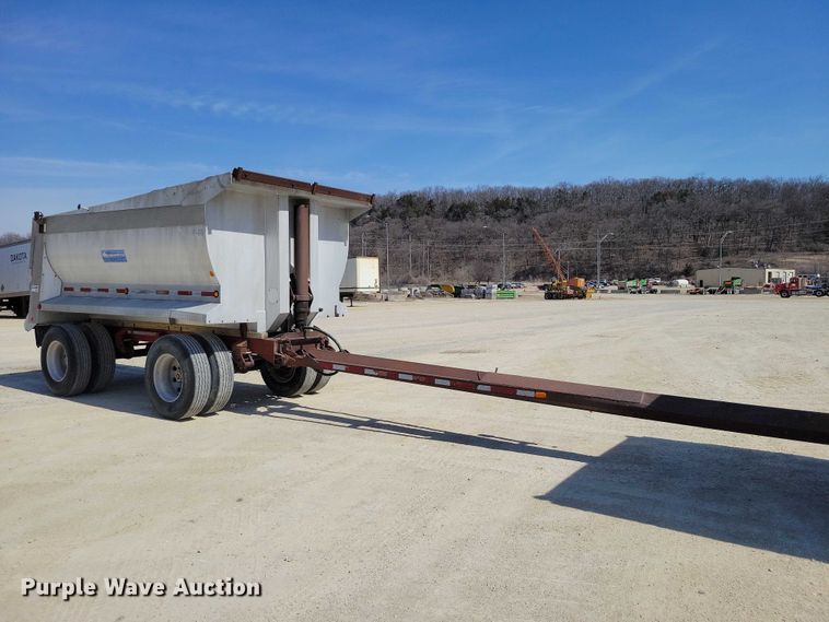 image for item EE0917 1997 Hawkeye end dump pup trailer