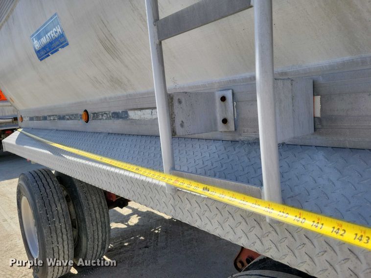 image for item EE0917 1997 Hawkeye end dump pup trailer