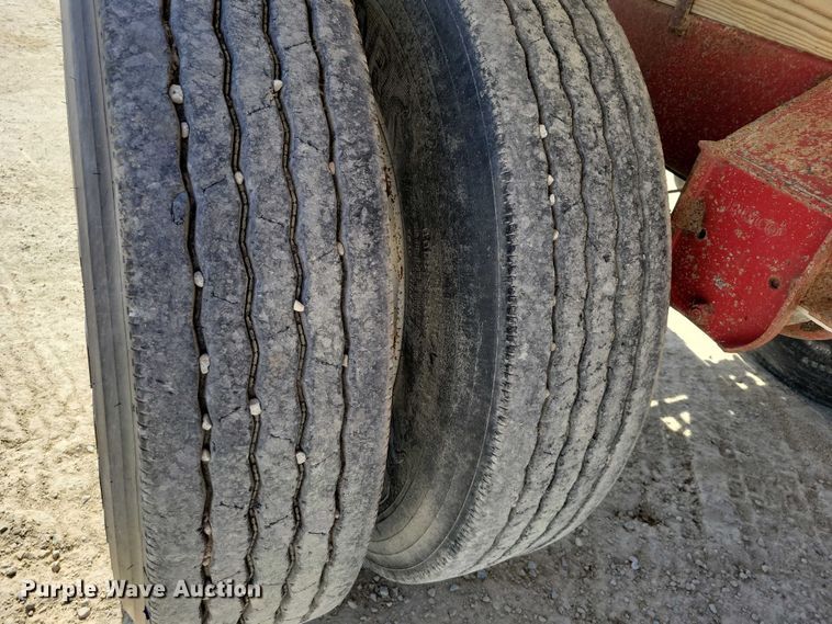 image for item EE0917 1997 Hawkeye end dump pup trailer