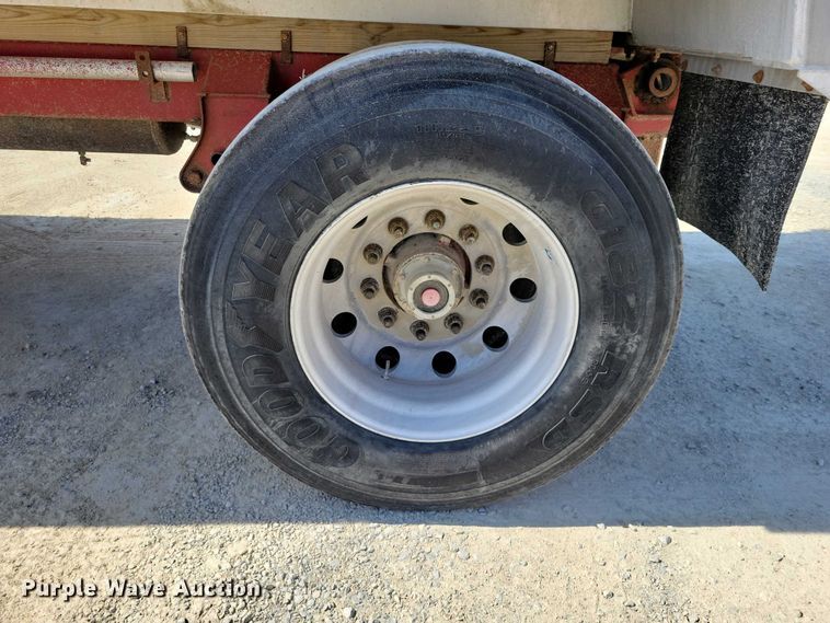 image for item EE0917 1997 Hawkeye end dump pup trailer