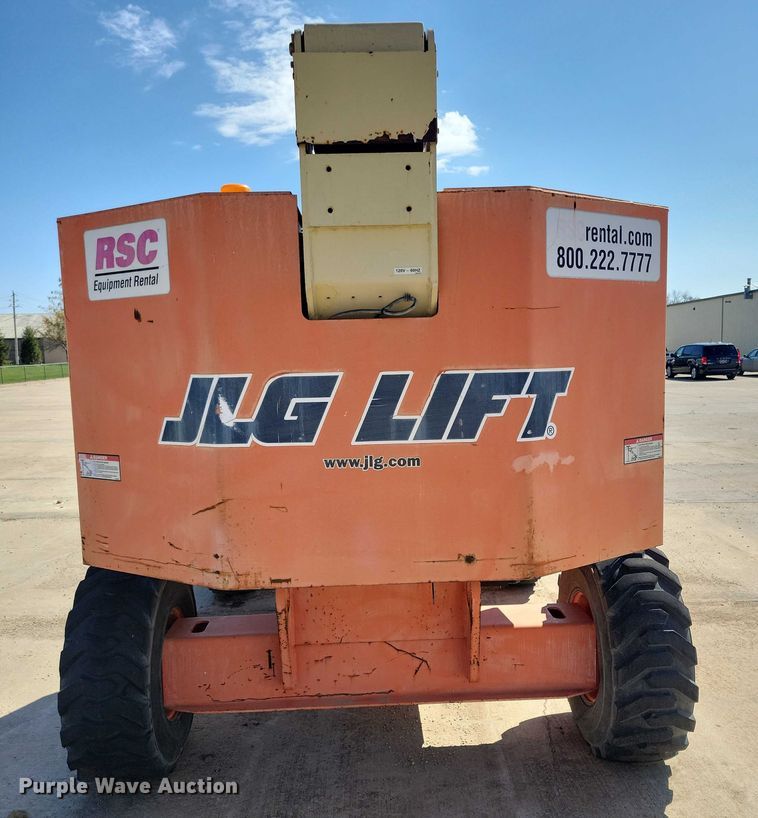 image for item EE0920 2000 JLG 601S boom lift