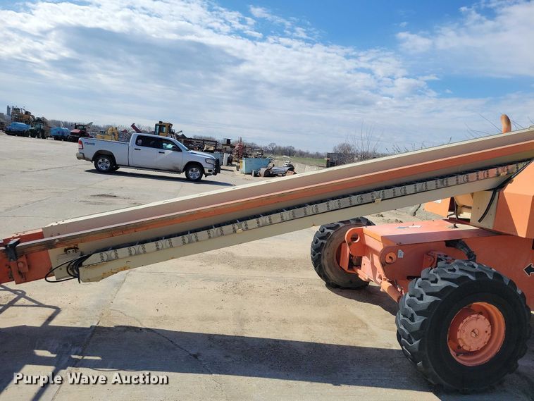 image for item EE0920 2000 JLG 601S boom lift