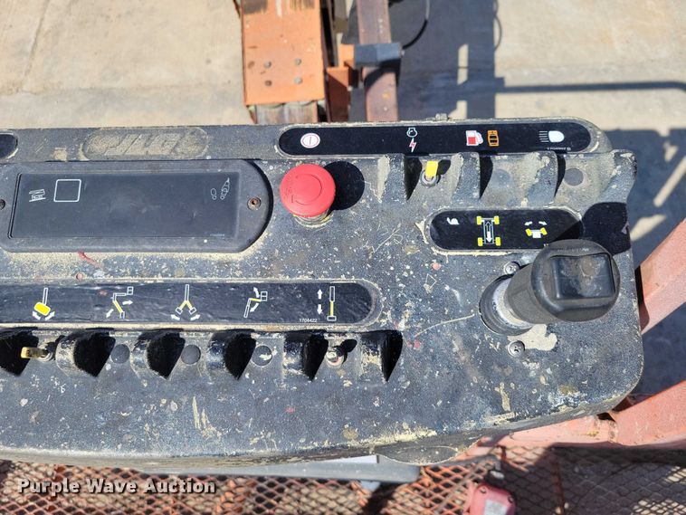 image for item EE0920 2000 JLG 601S boom lift