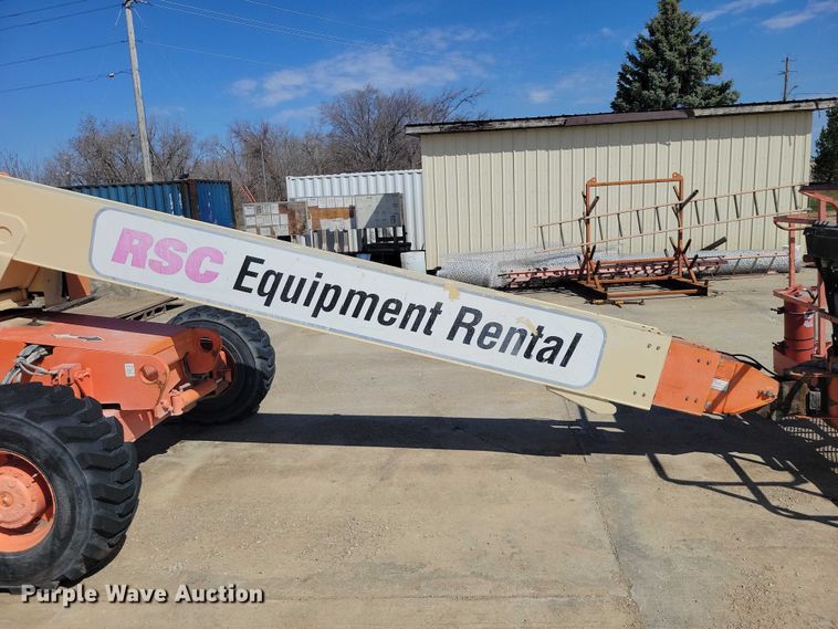 image for item EE0920 2000 JLG 601S boom lift