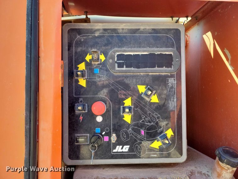 image for item EE0920 2000 JLG 601S boom lift