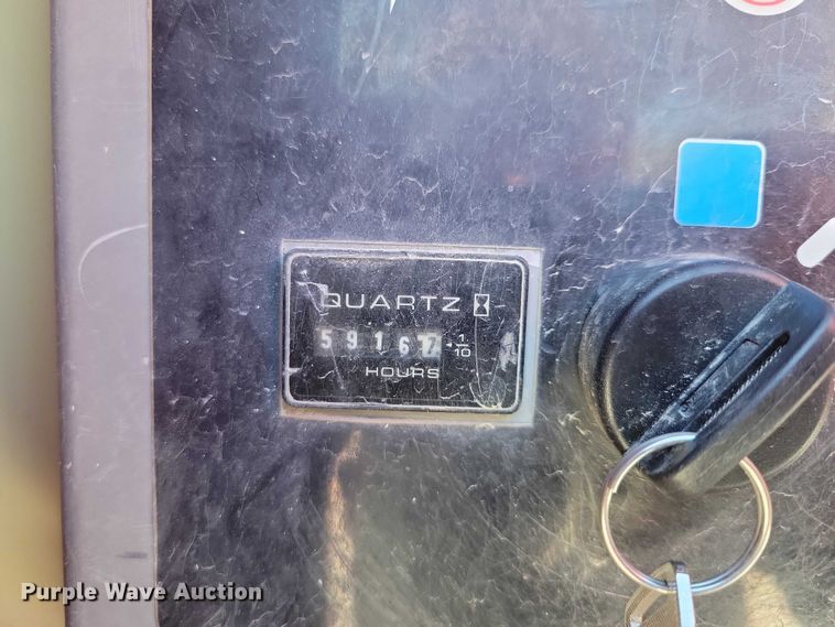 image for item EE0920 2000 JLG 601S boom lift