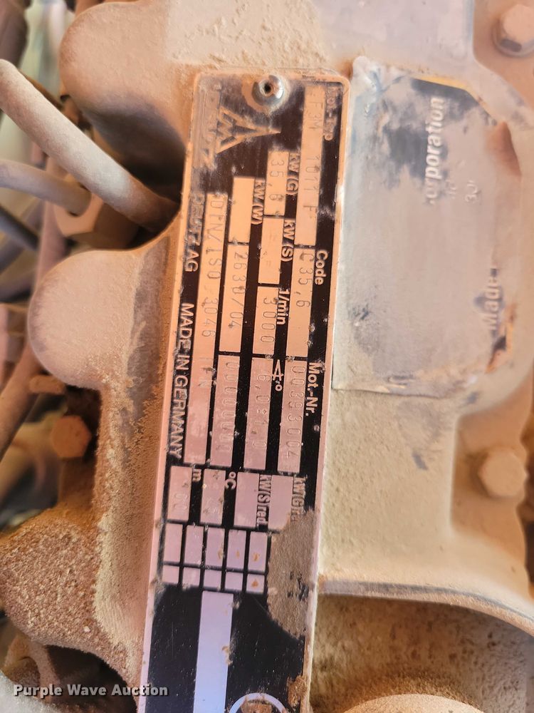 image for item EE0920 2000 JLG 601S boom lift