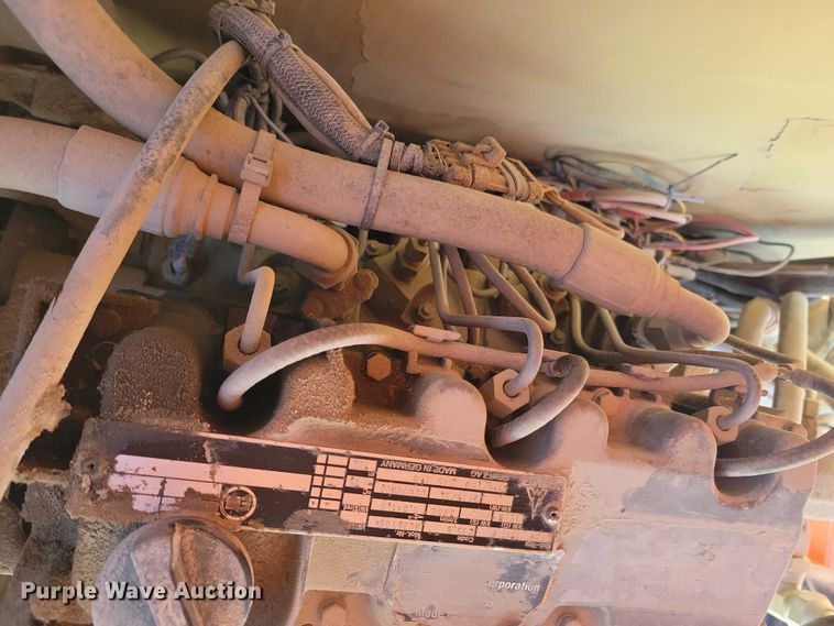 image for item EE0920 2000 JLG 601S boom lift