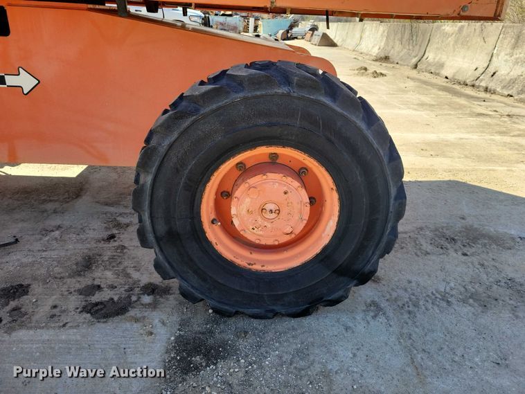 image for item EE0920 2000 JLG 601S boom lift