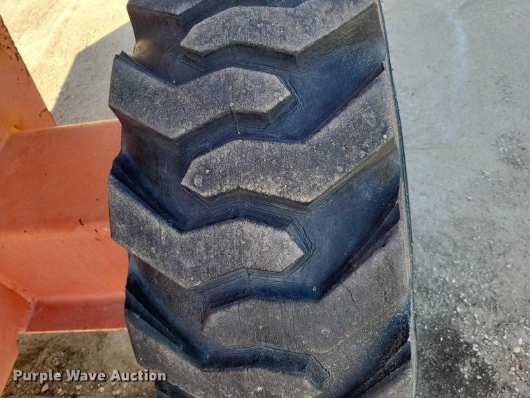 image for item EE0920 2000 JLG 601S boom lift