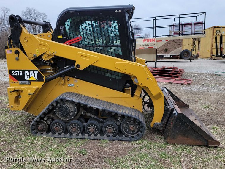 image for item EE0924 2018 Caterpillar 257D tracked skid steer loader