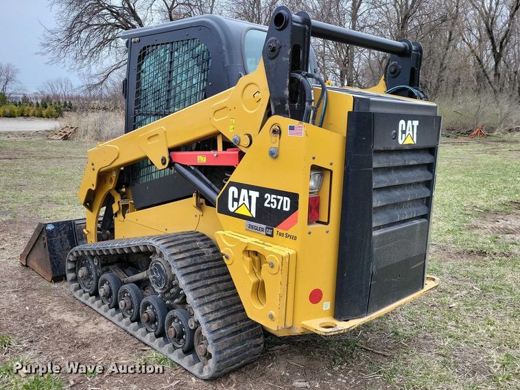 image for item EE0924 2018 Caterpillar 257D tracked skid steer loader