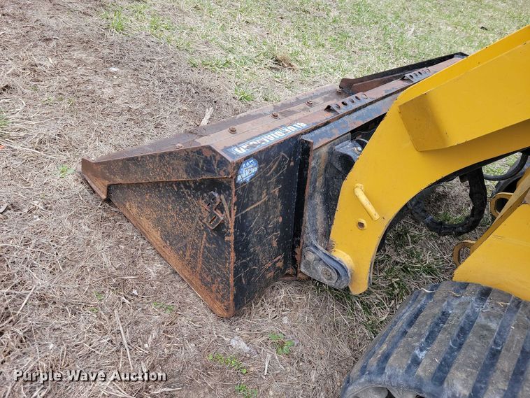 image for item EE0924 2018 Caterpillar 257D tracked skid steer loader
